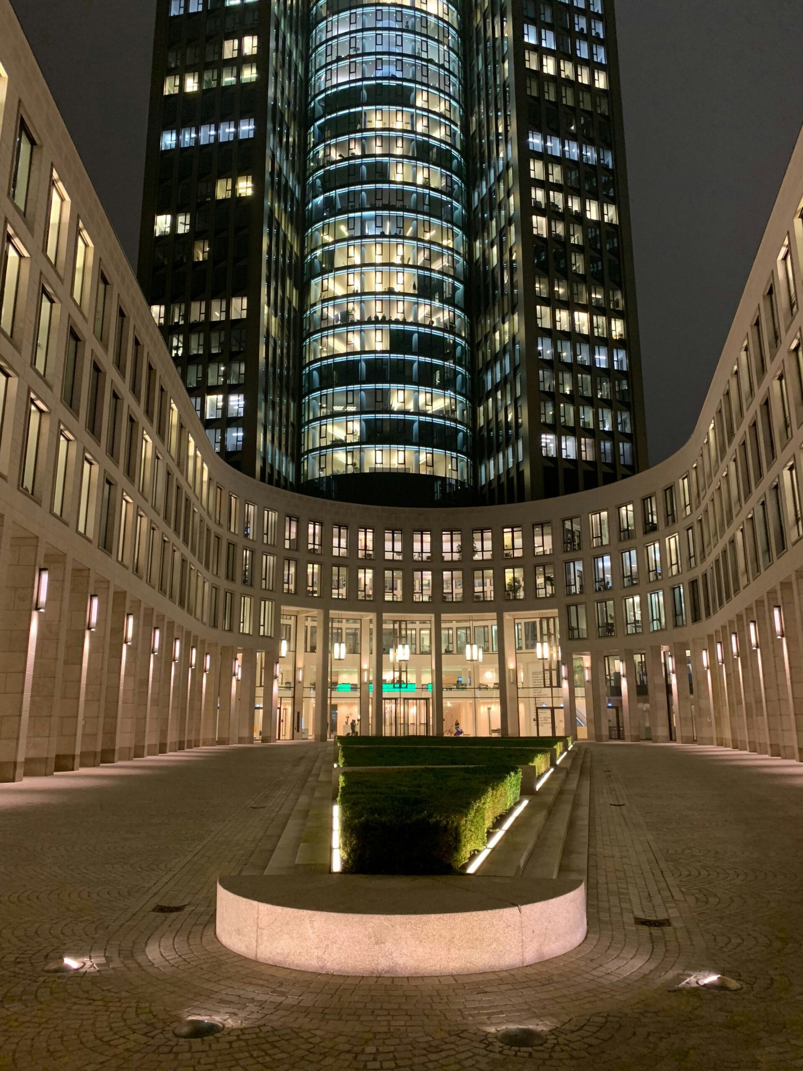 frankfurt museum 2026, a unique historic venue for corporate gala dinners.
