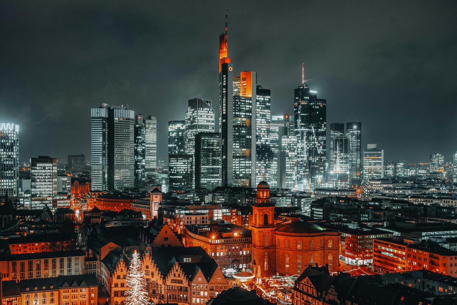 Frankfurt skyline highlighting MICE venues and hotels